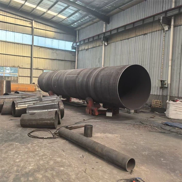 Large diameter T-welded pipe (4)